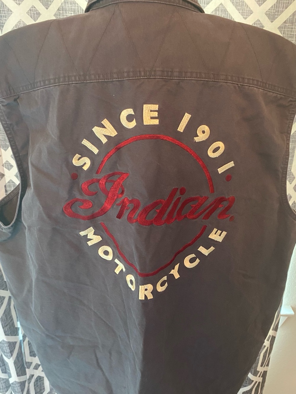 Indian Motorcycle Men's 2XL Gray Solid Button-Up Shirt Embroidered Logo Pockets